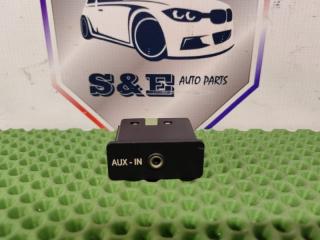 Гнездо розетки AUX BMW X1 2011
