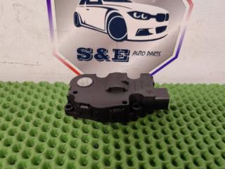 Сервопривод заслонок печки BMW 2017 Б/У Сервопривод заслонок печки BMW 2017