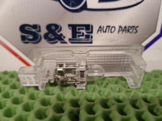 Плафон подсветки салона BMW F10 N63B44 Плафон подсветки салона BMW F10 N63B44