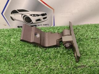 Петля двери задняя правая BMW X5 2012
