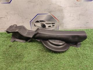 Уплотнитель капота BMW 2012