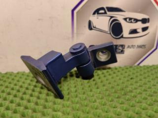 Петля двери передняя левая BMW 2014
