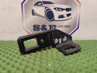 Скоба замка багажника BMW X5 2008
