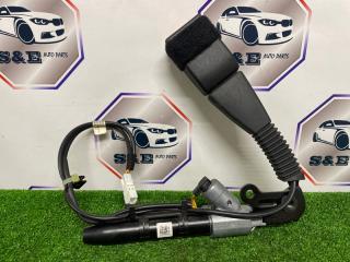 Преднатяжитель ремня безопасности правый BMW X3 2012
