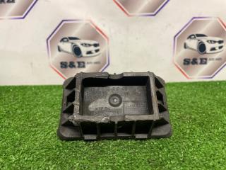 Фото запчасти опора домкрата BMW 3 2019 Б/У запчасть Запчасть опора домкрата BMW 3 2019