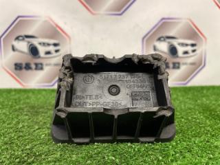 Фото запчасти опора домкрата BMW 7 2017 Б/У запчасть Запчасть опора домкрата BMW 7 2017