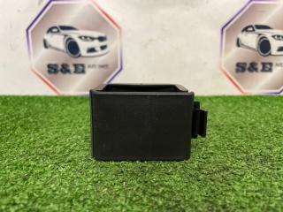 Запчасть крепление знака аварийной остановки BMW 3 2016