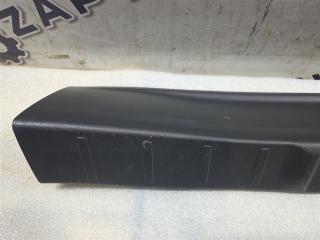 Накладка на замок багажника Mitsubishi Outlander GG2W 4B11