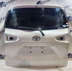 Дверь багажника Toyota Sienta 2017