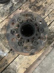 Ступица передняя Isuzu Elf 1996 Б/У Ступица передняя Isuzu Elf 1996