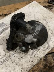 Корпус масляного фильтра Isuzu Elf 1996 Б/У Корпус масляного фильтра Isuzu Elf 1996