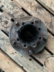 Ступица задняя правая Mitsubishi Canter 1992 Б/У Ступица задняя правая Mitsubishi Canter 1992