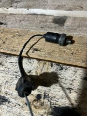 Датчик давления масла Mitsubishi Canter 1996