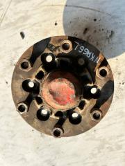 Ступица передняя левая Isuzu Elf 1997 Б/У Ступица передняя левая Isuzu Elf 1997