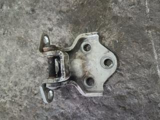 Петля двери левая Mitsubishi Canter 1996 Б/У Петля двери левая Mitsubishi Canter 1996