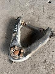 Фото запчасти рычаг подвески верхний левый Nissan Atlas 1999 Б/У запчасть Запчасть рычаг подвески верхний левый Nissan Atlas 1999