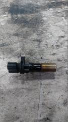 Фото запчасти датчик положения коленвала Toyota Ractis 2013 контрактная запчасть Запчасть датчик положения коленвала Toyota Ractis 2013