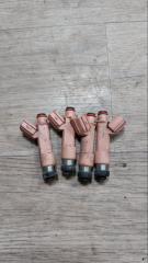 Фото запчасти форсунка топливная Toyota Aqua 2014 контрактная запчасть Запчасть форсунка топливная Toyota Aqua 2014