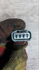 Разъём Isis 2005 ZNM10 1ZZ-FE