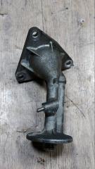 Крепление масляного фильтра Toyota Belta 2008 контрактная Крепление масляного фильтра Toyota Belta 2008