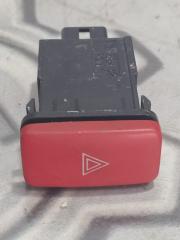 Запчасть кнопка аварийного сигнала Toyota Dyna 2017