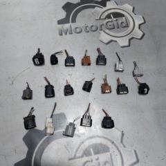 Запчасть разъём Toyota Passo 2009