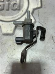 Фото запчасти клапан вакуумный Toyota Porte 2014 контрактная запчасть Запчасть клапан вакуумный Toyota Porte 2014