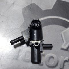 Запчасть клапан вакуумный Mazda Demio 2010