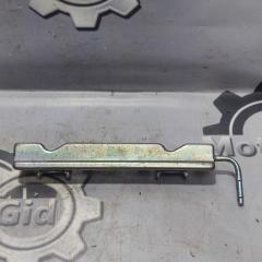 Рейка топливная Nissan March 2006