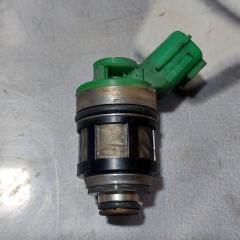 Запчасть форсунка топливная Nissan Rasheen 1998