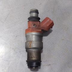 Запчасть форсунка топливная Toyota Windom 1998