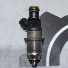 Форсунка топливная Mitsubishi Dion 2001