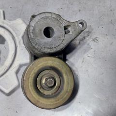 Ролик натяжной Mitsubishi Dion 2001