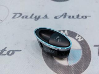 Кнопка открывания багажника Mercedes-Benz E-class 29/09/2008 контрактная Кнопка открывания багажника Mercedes-Benz E-class 29/09/2008