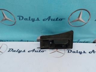 Дефлектор воздушный передний левый Mercedes-Benz E-class 28/04/1997