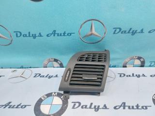 Дефлектор воздушный правый Mercedes-Benz E-class 06/03/2003