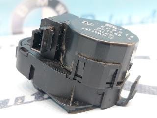 Запчасть сервопривод печки BMW 735i 1997г. Июнь