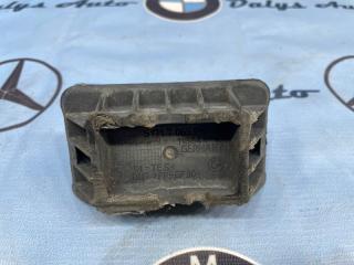 Фото запчасти поддомкратник BMW 530i 2003 контрактная запчасть Запчасть поддомкратник BMW 530i 2003