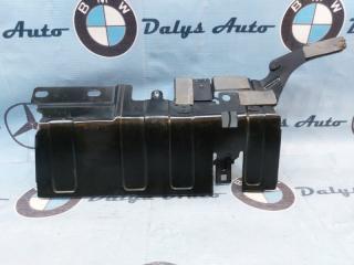 Запчасть кронштейн блока предохранителей VOLVO XC70 2008