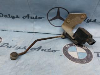 Датчик положения кузова задний Mercedes-Benz E-class 19/11/2003