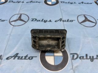 Фото запчасти поддомкратник BMW 525i 2008 контрактная запчасть Запчасть поддомкратник BMW 525i 2008