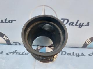 Патрубок впускного коллектора Mercedes-Benz E-class w210 m104.995 3.2
