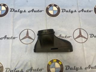 Воздухозаборник Mercedes-Benz c-class 01/09/2010