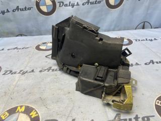 Запчасть замок двери передний правый BMW 525i 2002 / 7