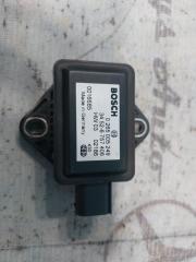 Запчасть датчик ускорения BMW 745Li 2002