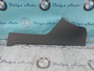 Запчасть накладка центральной консоли правая VOLVO XC70 2009