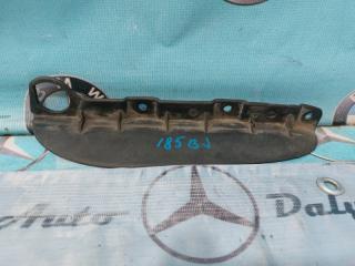 Брызговик передний правый BMW 320i 2005г. Сентябрь