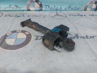 Запчасть ограничитель двери задний VOLVO XC70 2009