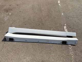 Накладки порогов внешние BMW 530i 2004г. Май контрактная Накладки порогов внешние BMW 530i 2004г. Май