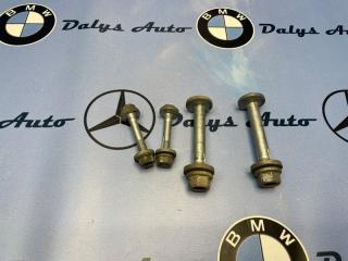 Фото запчасти развальные болты задние BMW 530i 2005г. Март контрактная запчасть Запчасть развальные болты задние BMW 530i 2005г. Март